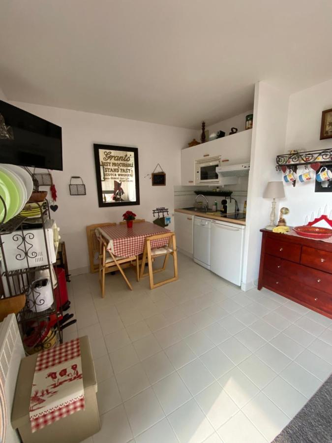 Studio En Rez De Jardin -"Le Petit Nid" A Trouville Екстериор снимка
